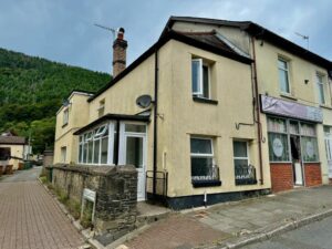 Islwyn Street, Newport